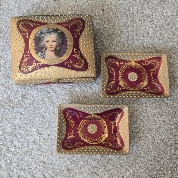Vibtange Cameo Trinket Box AndDecorative Tray Set